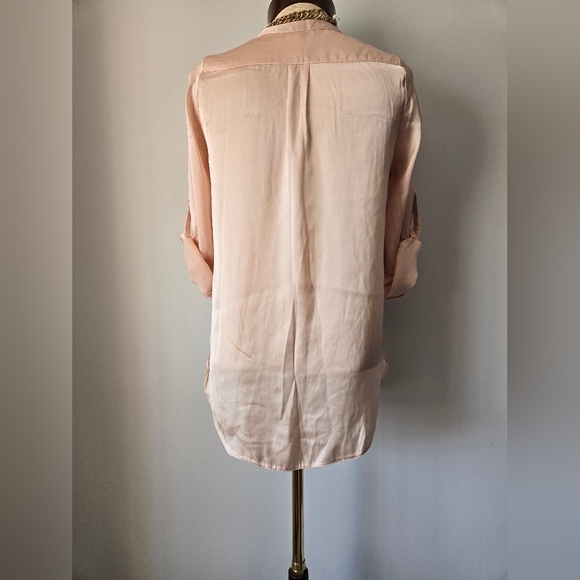 Dorothy Perkins Rose Gold Satin Blouse with Mandarin Collar. Size 6 - Picture 7 of 11